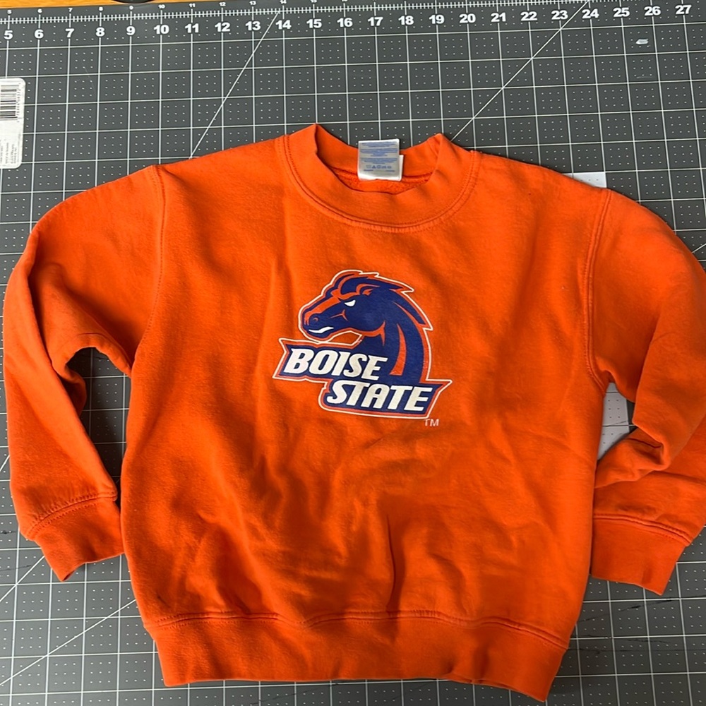 BSU sweatshirt Kids size small 3/4